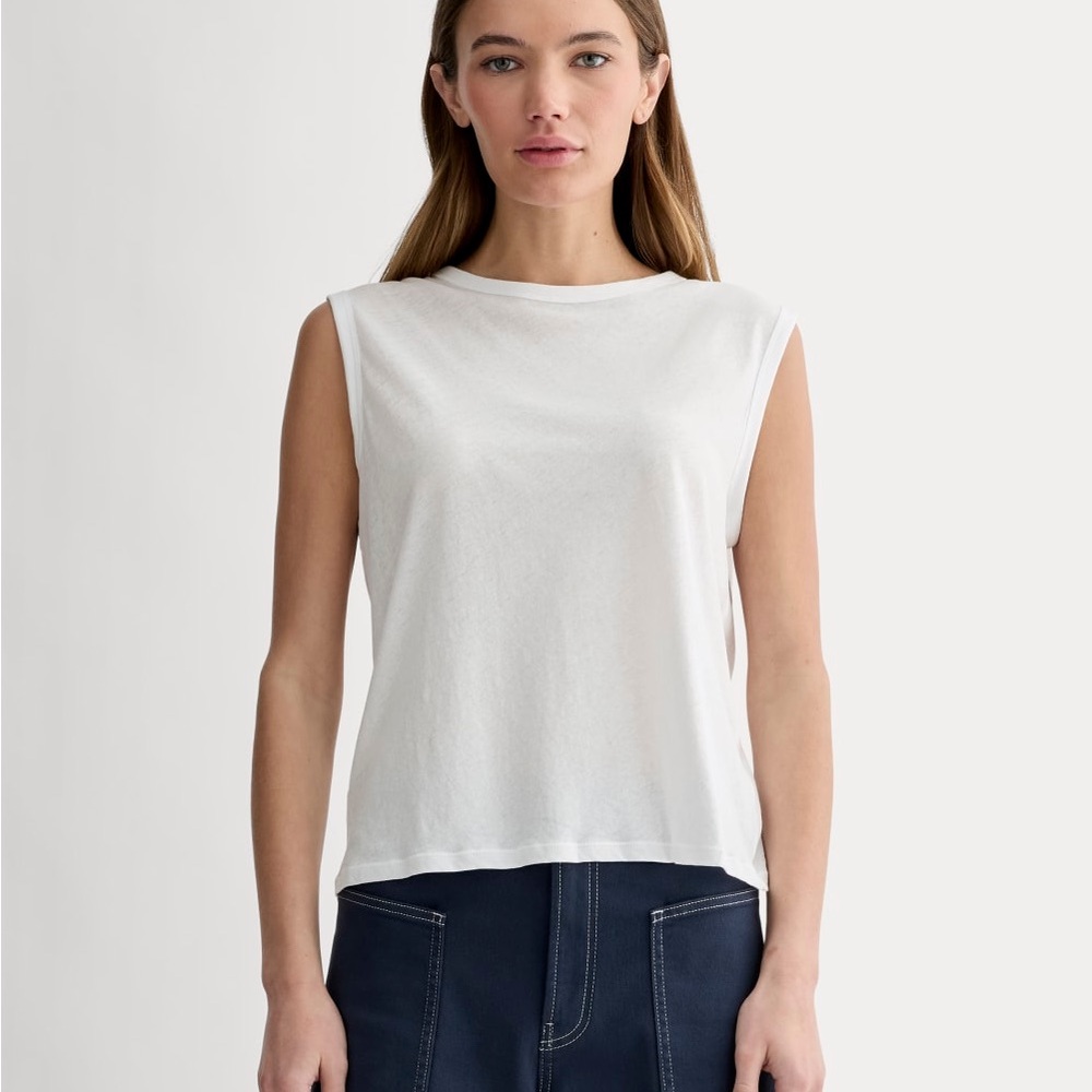 Everlane Air Muscle Tank